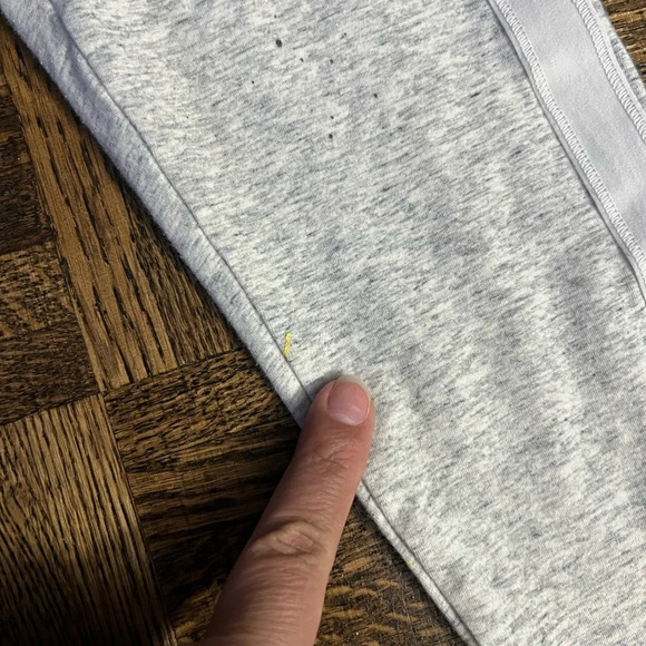 TNA Cream Equator Legging with a white stripe - Picture 4 of 4